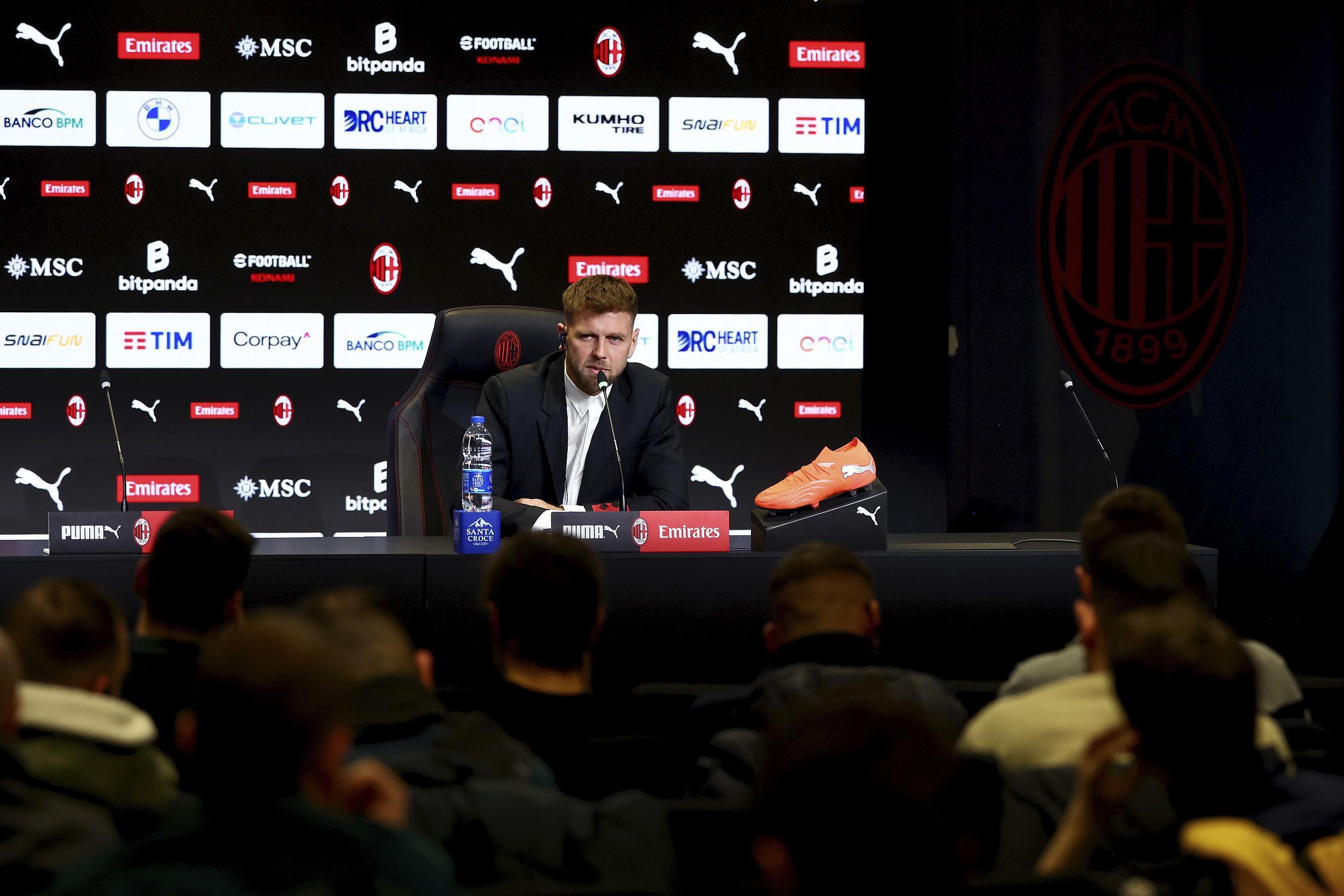 开云-菲尔克鲁格：魔笛能力惊人，和他一起踢球让我感触很深