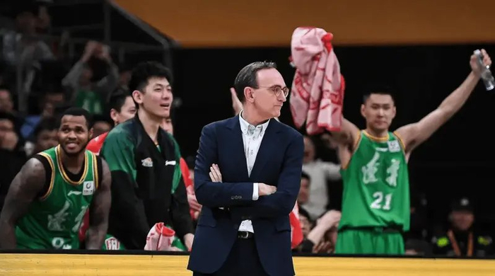 kaiyun-胜深圳发布会！乌戈认可防守但不满失误，莫兰德强调磨合问题！|深圳男篮|张陈治锋|王岚嵚|付豪|辽宁男篮_新浪体育_新浪新闻